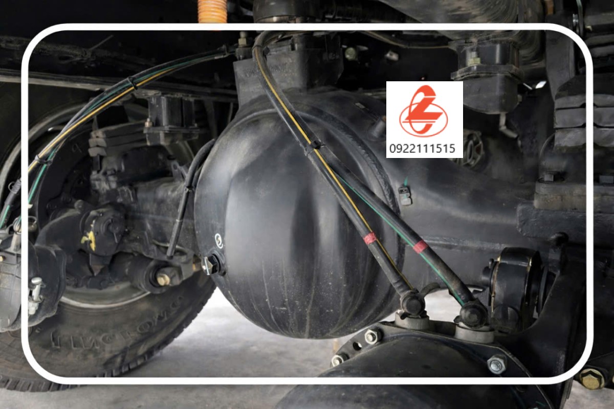 Cầu xe chenglong8x4 400hp