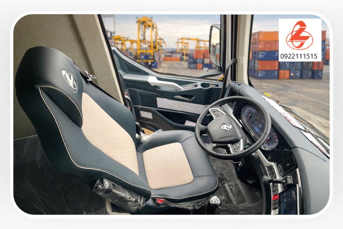 Khoang l&aacute;i rộng rải thoải m&aacute;i