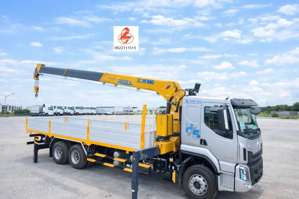 XE TẢI CHENGLONG GẮN CẨU