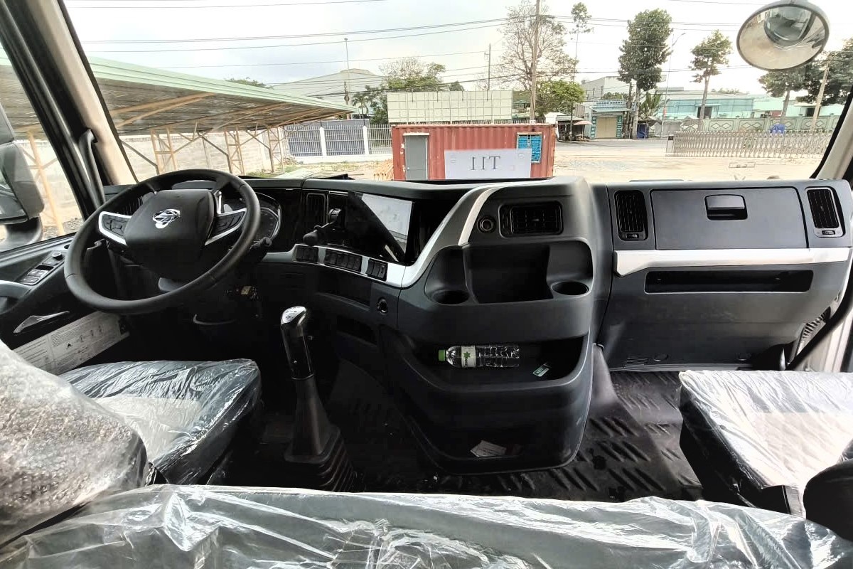 cabin chenglong 4 ch&acirc;n