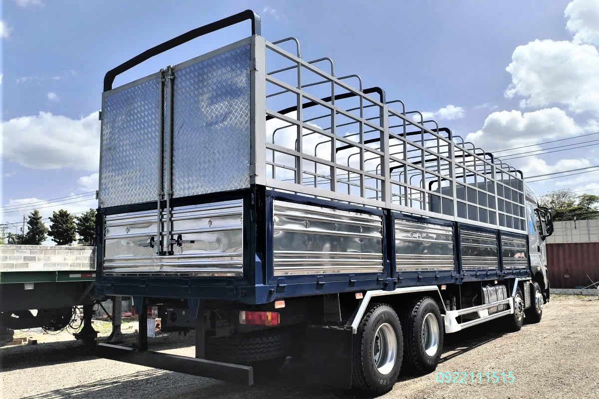 gi&aacute; xe chenglong 4 ch&acirc;n